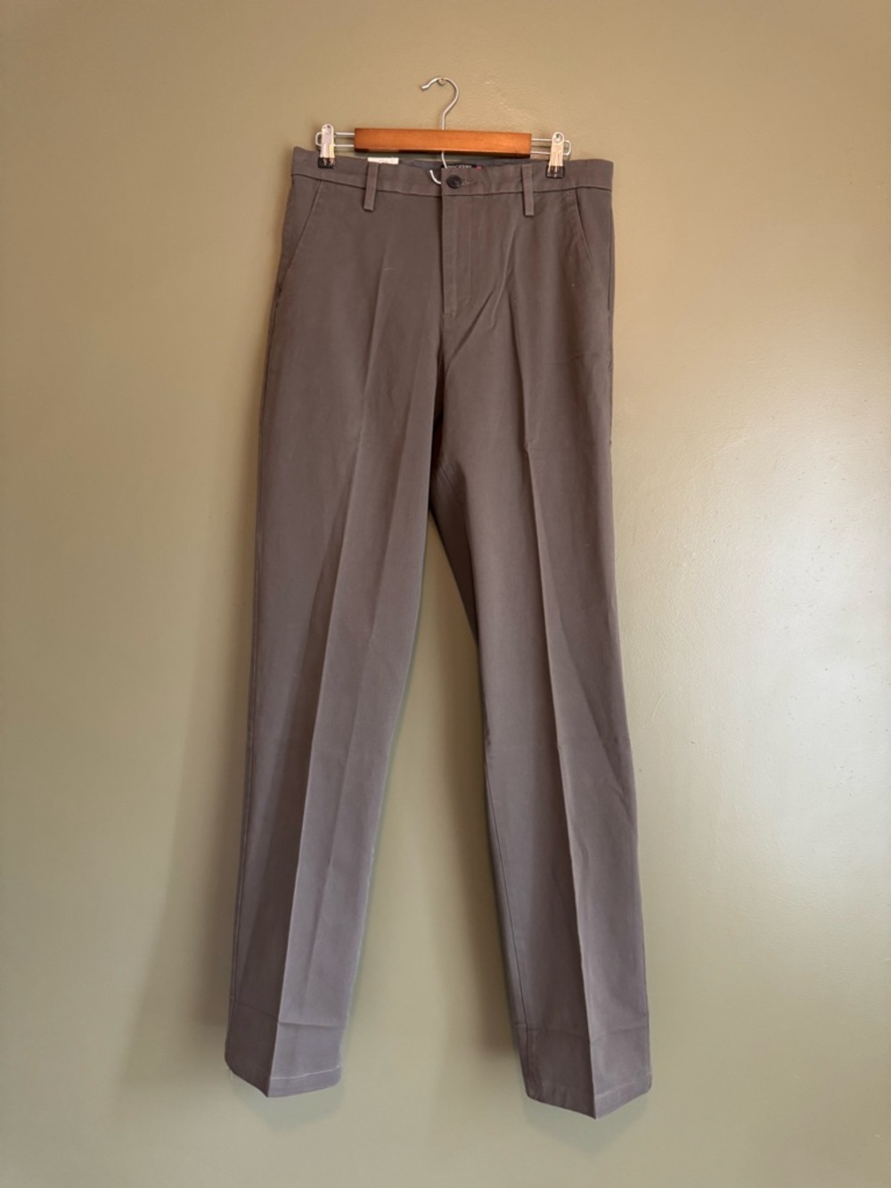 Dockers Men's Storm Grey Dress Pants - Straight Leg (32 x 38)